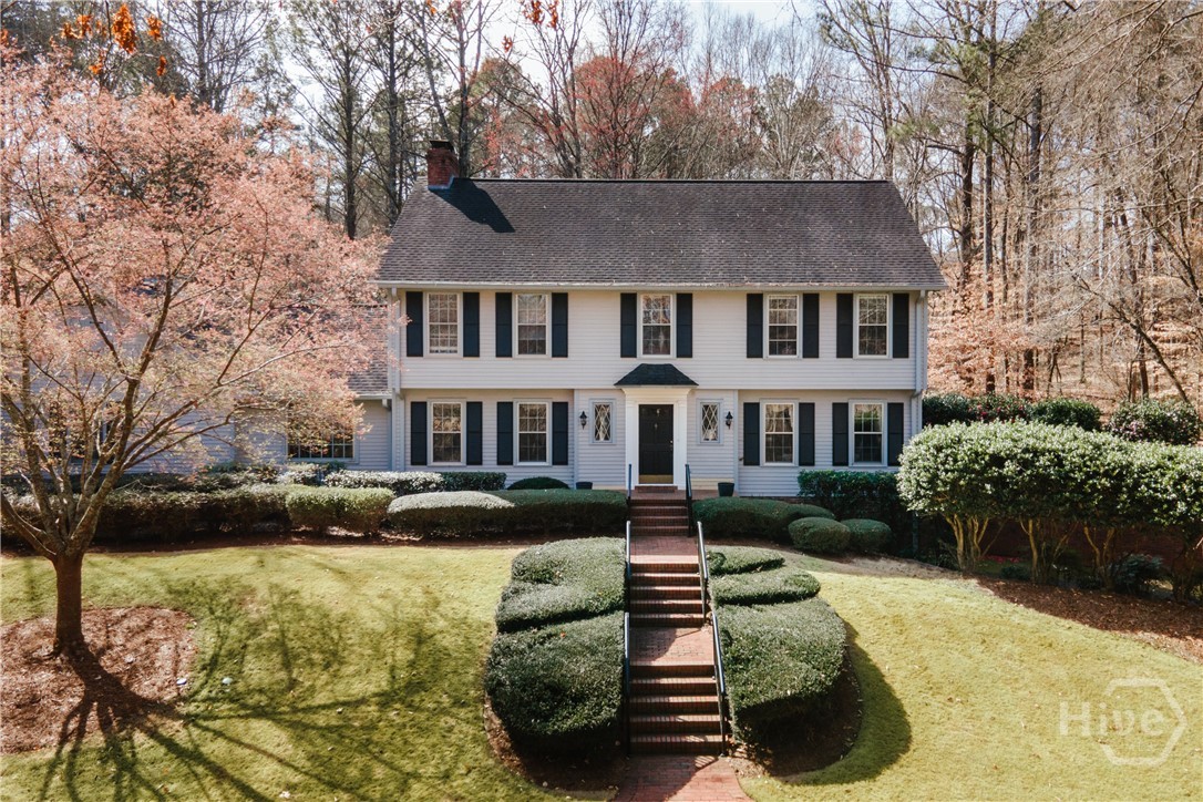 1611 Crystal Hills Drive