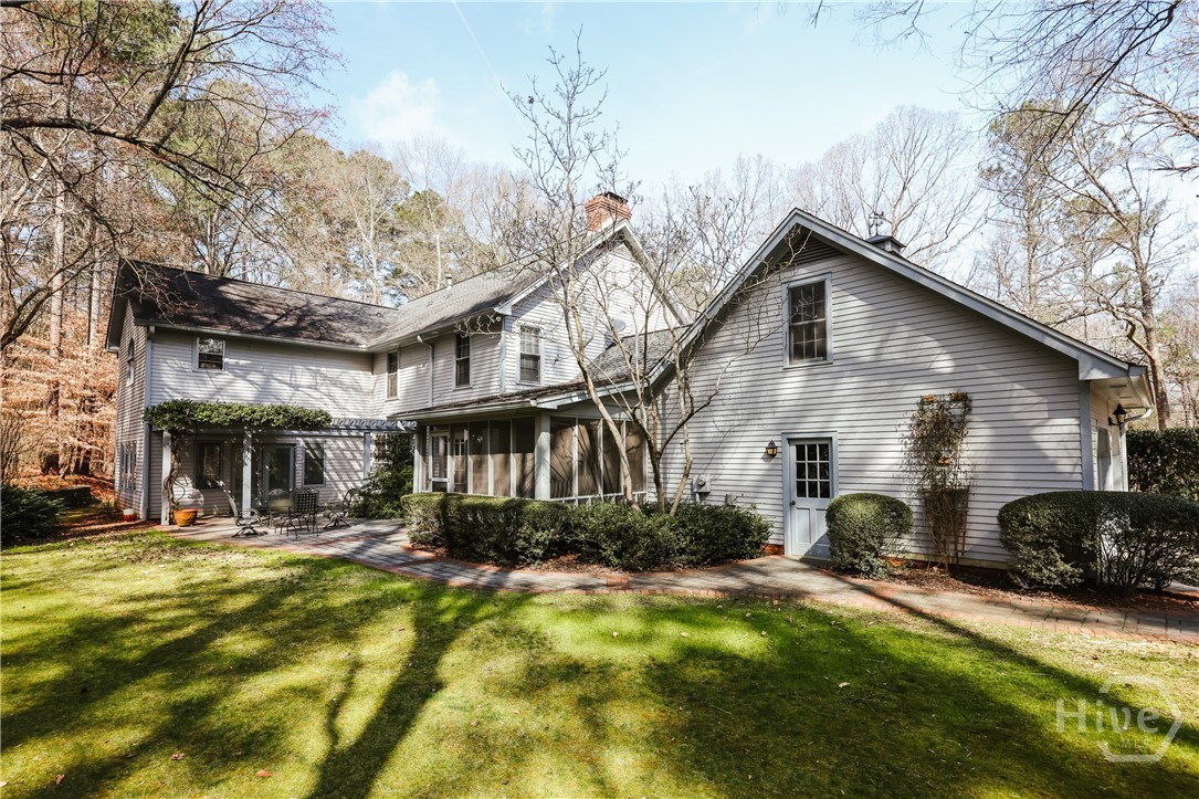 1611 Crystal Hills Drive