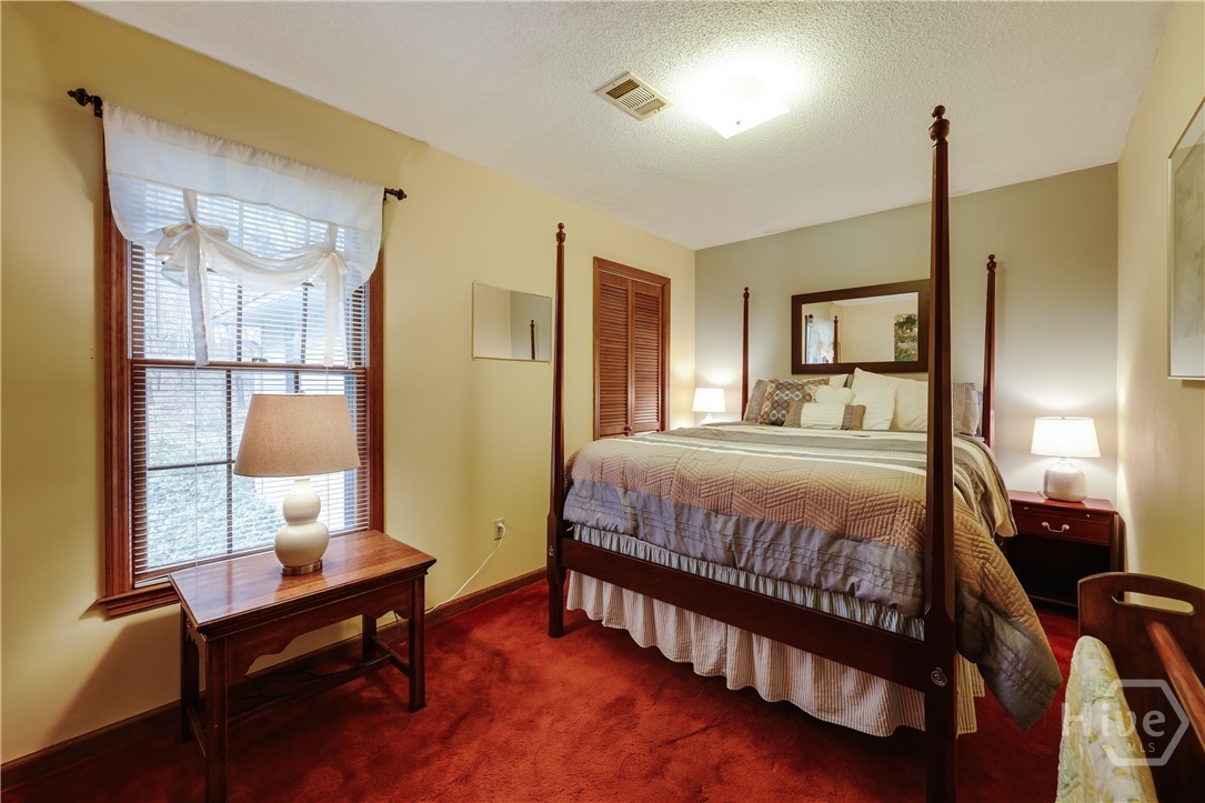 1611 Crystal Hills Drive