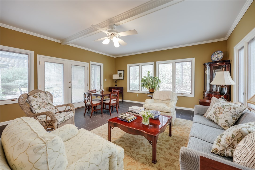 1611 Crystal Hills Drive