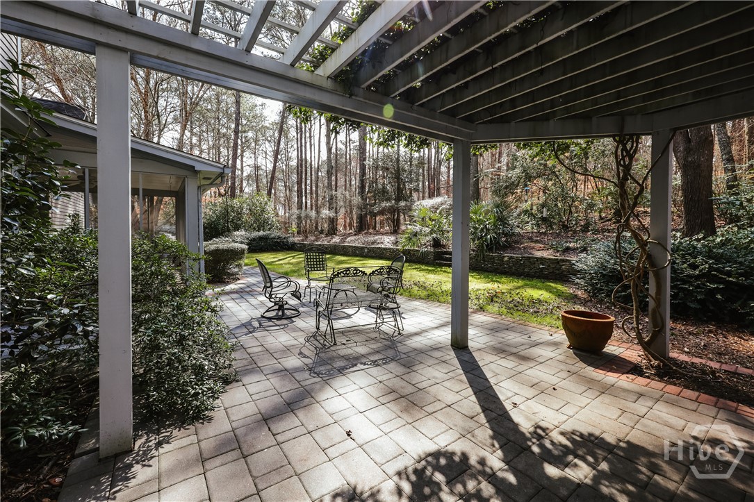 1611 Crystal Hills Drive