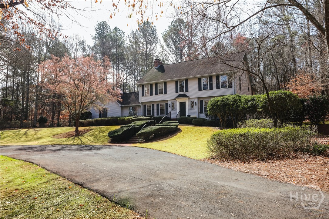 1611 Crystal Hills Drive