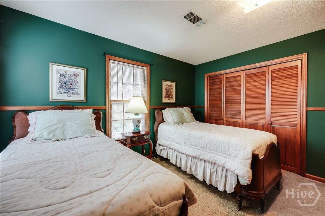 1611 Crystal Hills Drive