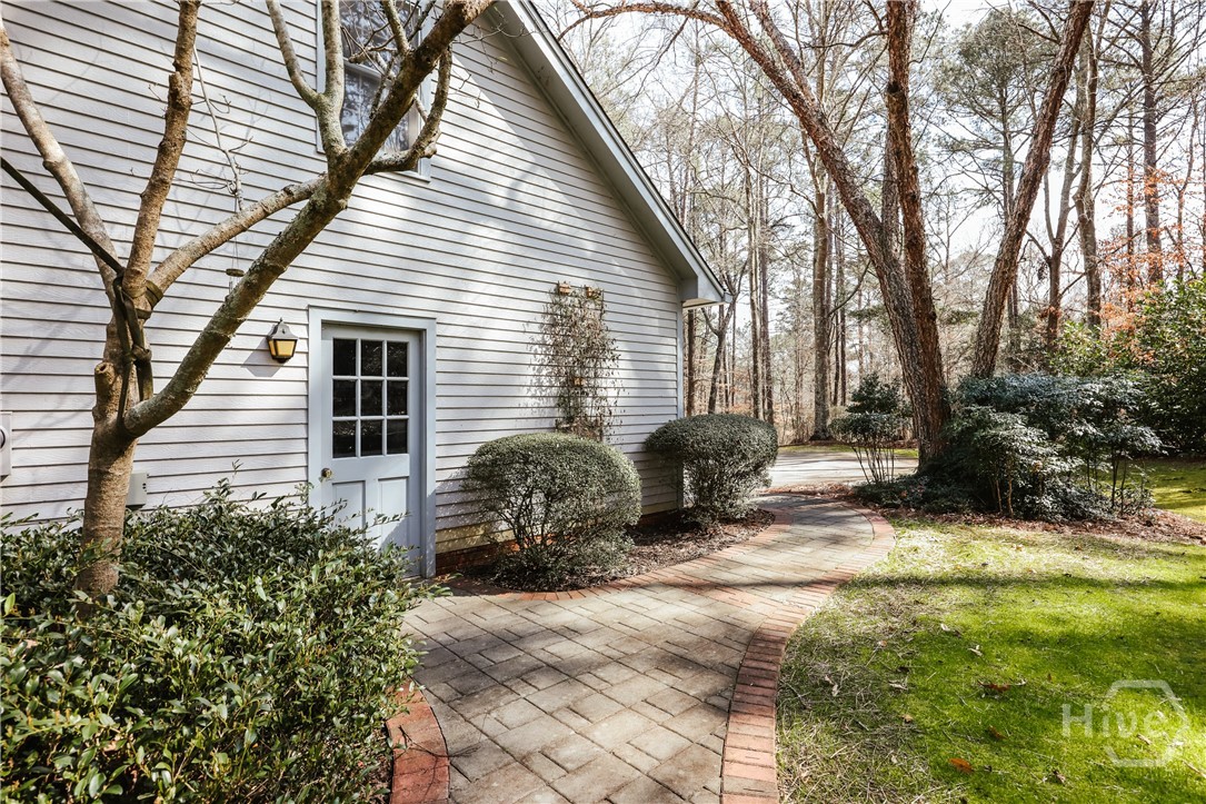 1611 Crystal Hills Drive