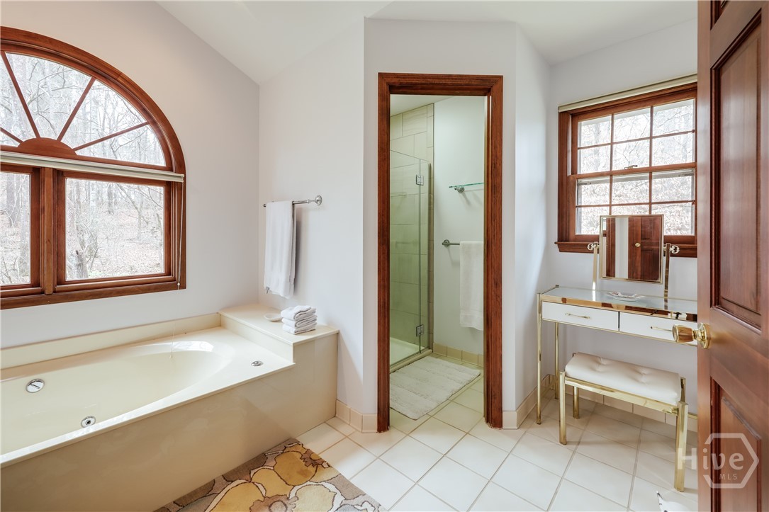 1611 Crystal Hills Drive