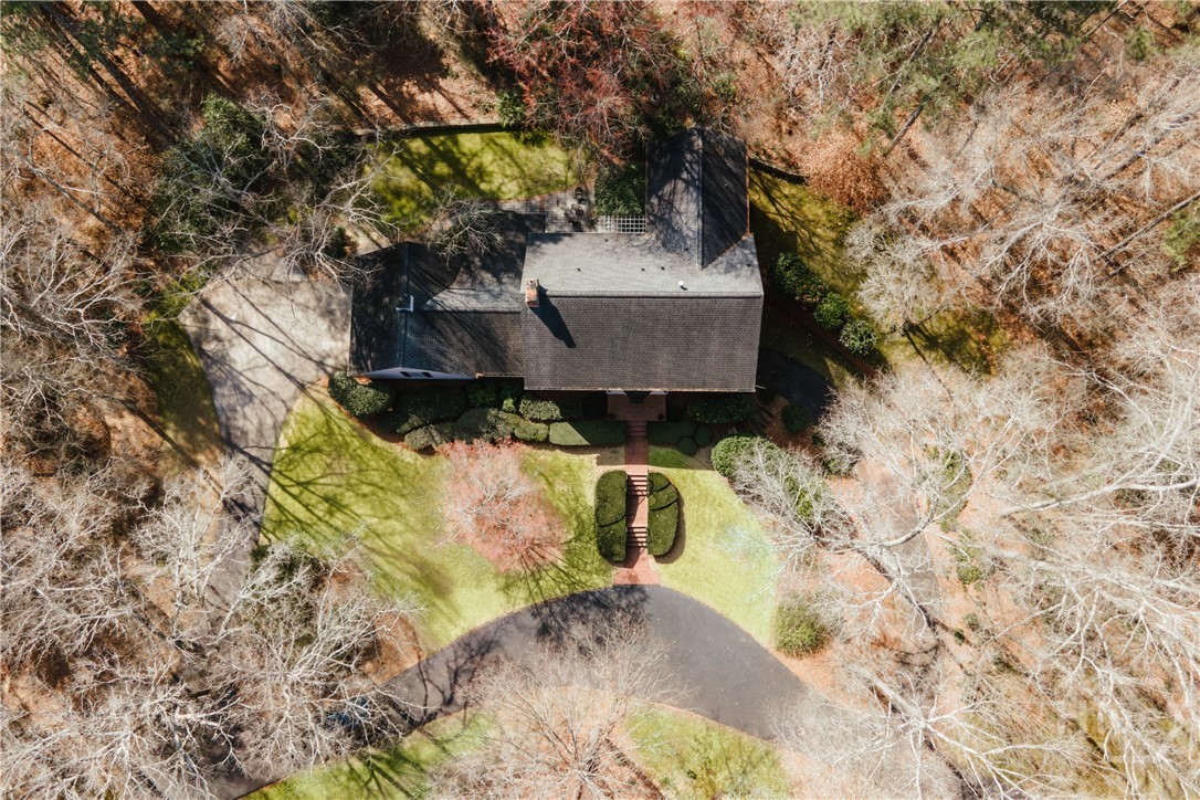 1611 Crystal Hills Drive