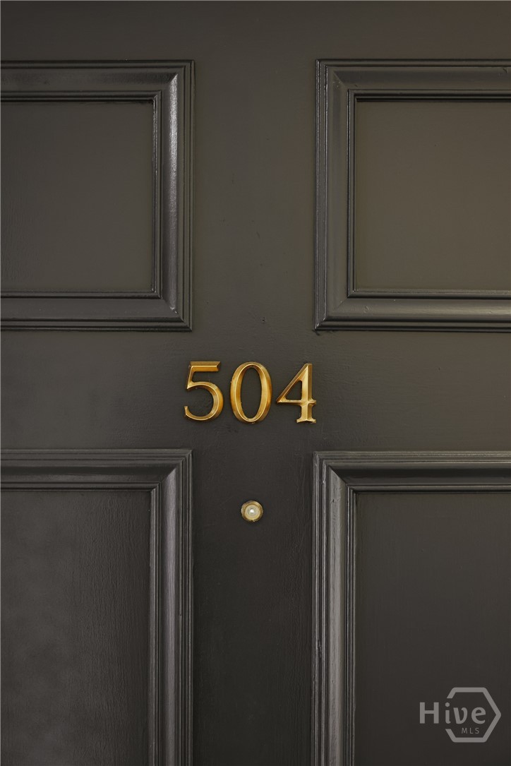 247 E Washington Street 504