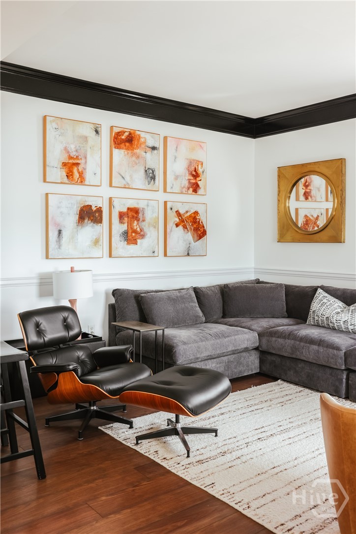 247 E Washington Street 504