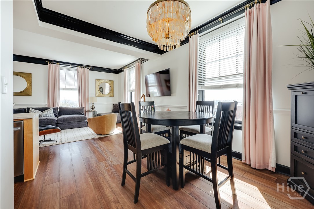 247 E Washington Street 504