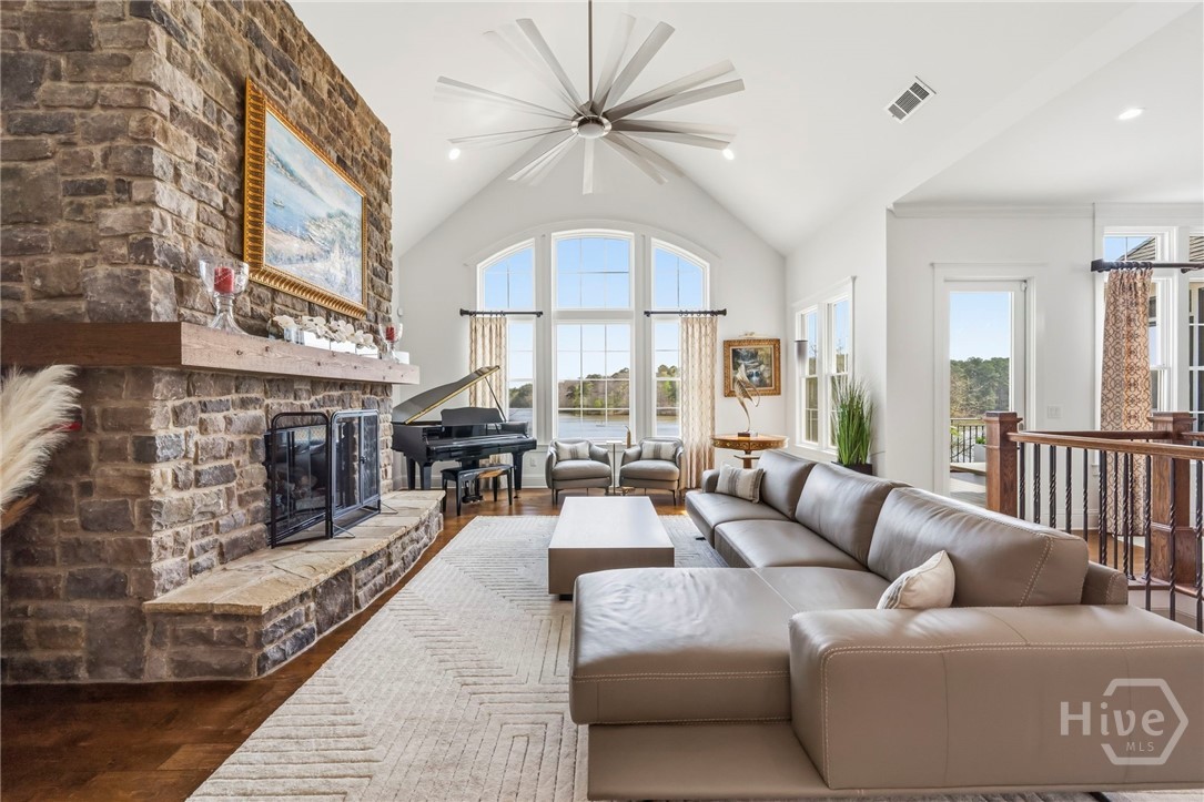 1060 Ridge Grove Court