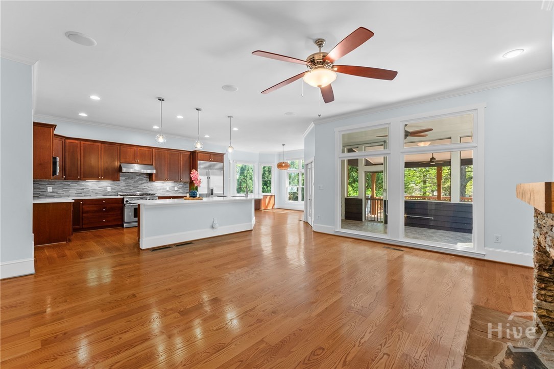 143 Easy Street