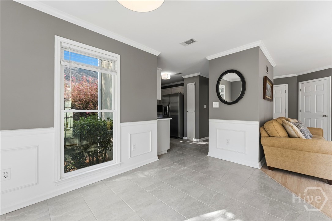 205 Cambridge Dr.