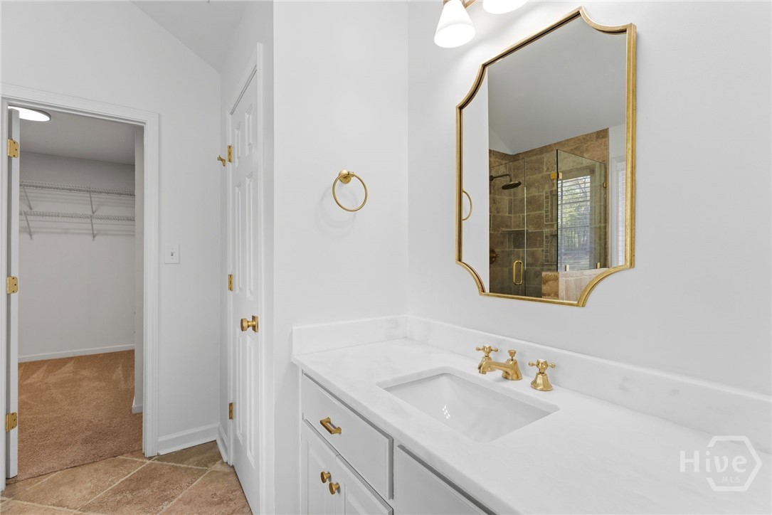 205 Cambridge Dr.