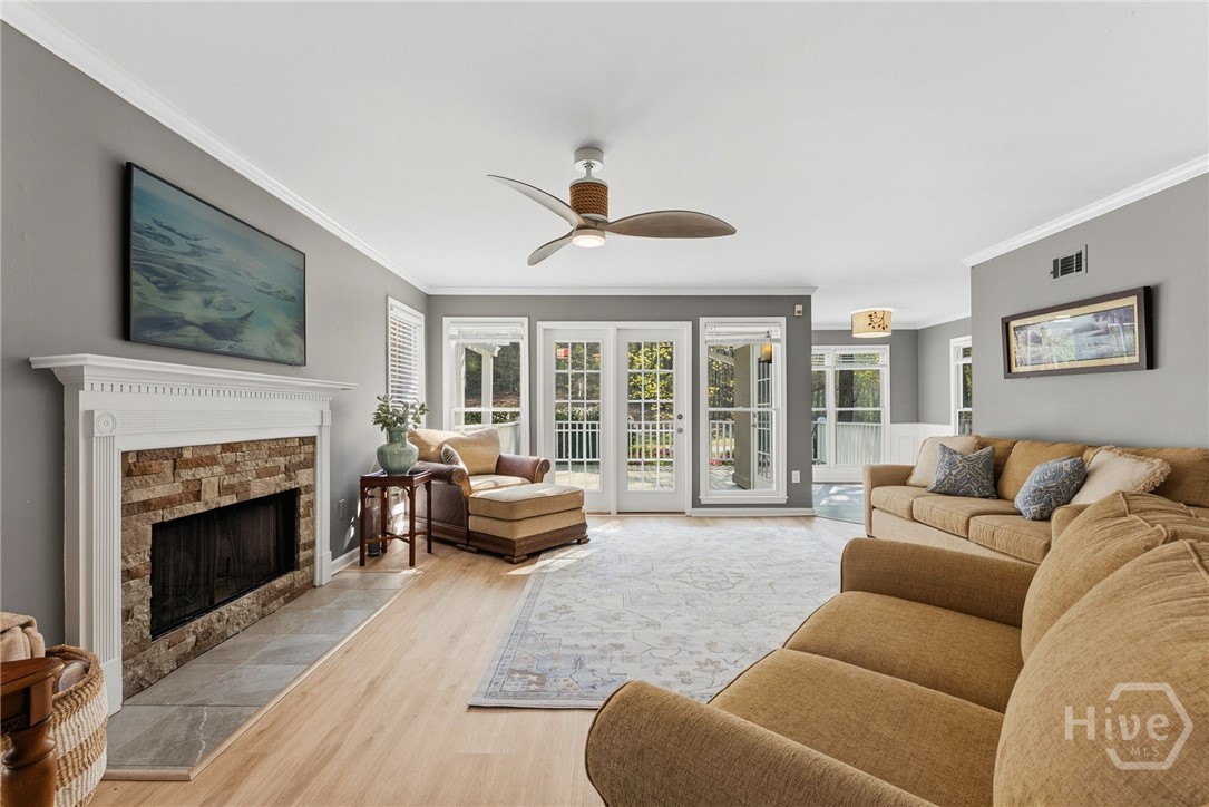 205 Cambridge Dr.
