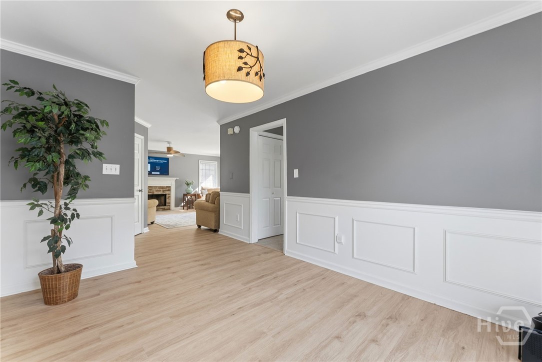 205 Cambridge Dr.