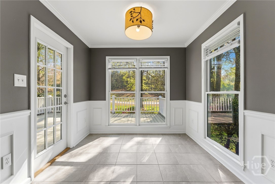 205 Cambridge Dr.