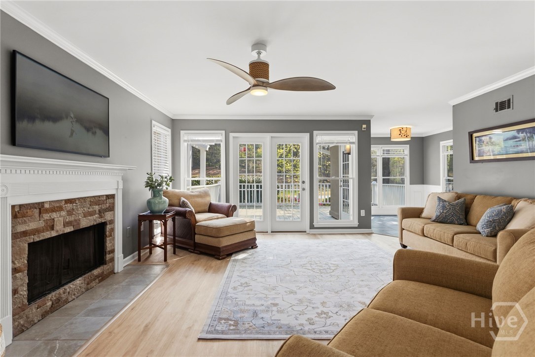 205 Cambridge Dr.