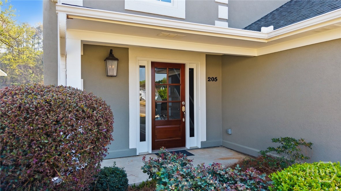 205 Cambridge Dr.