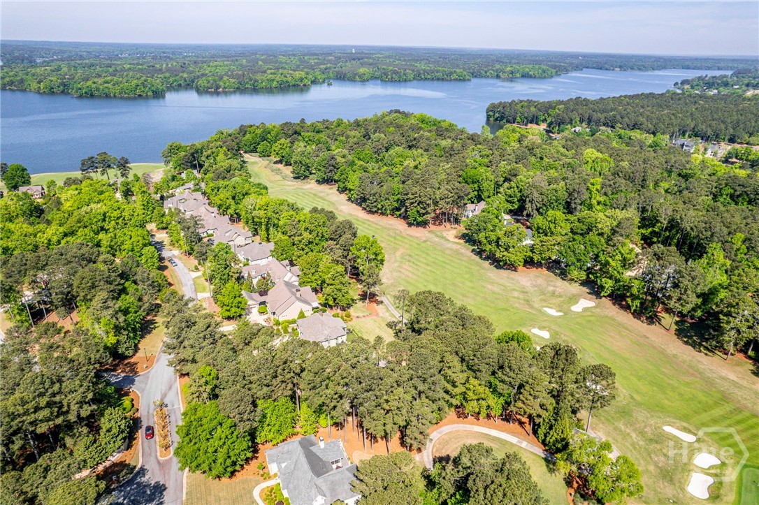 1011 Lake Pointe S