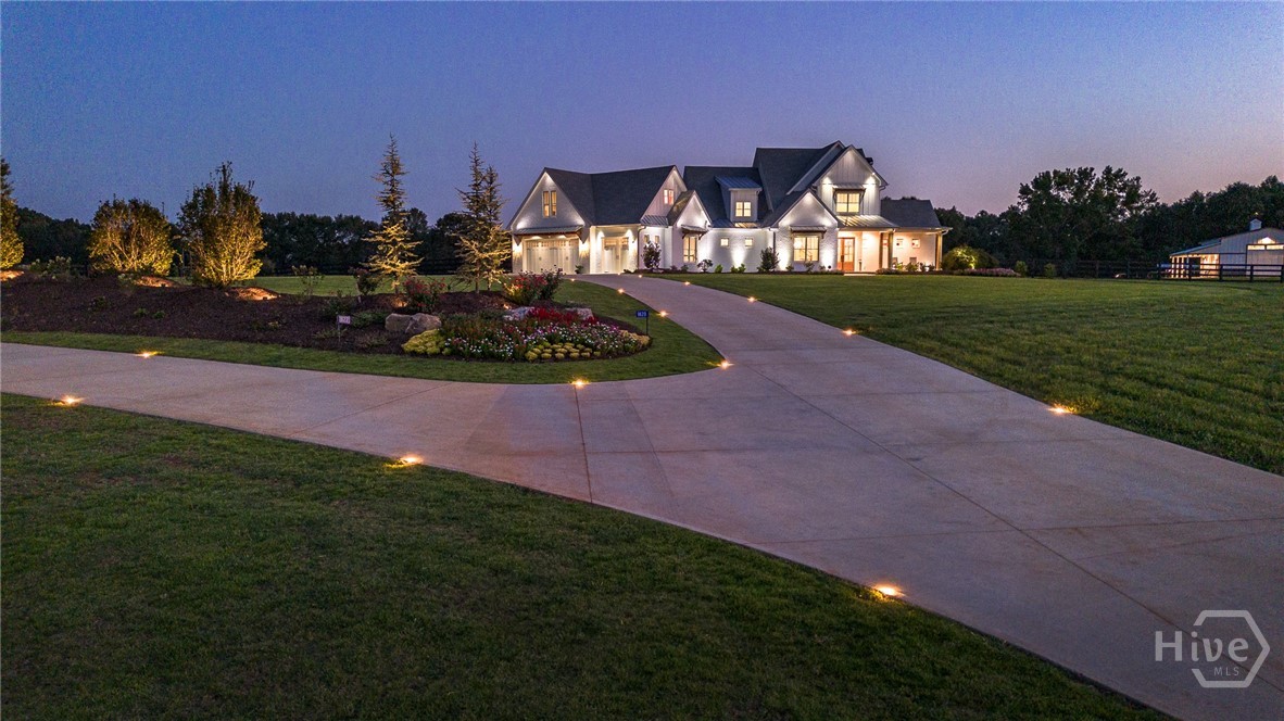1820 Clover Lane