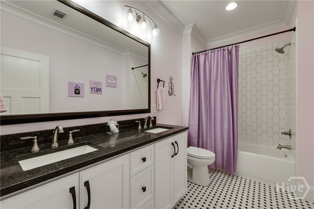 1820 Clover Lane