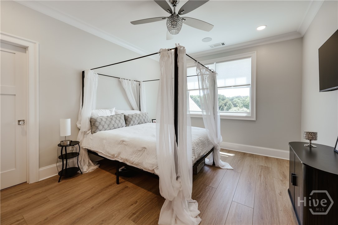 1820 Clover Lane