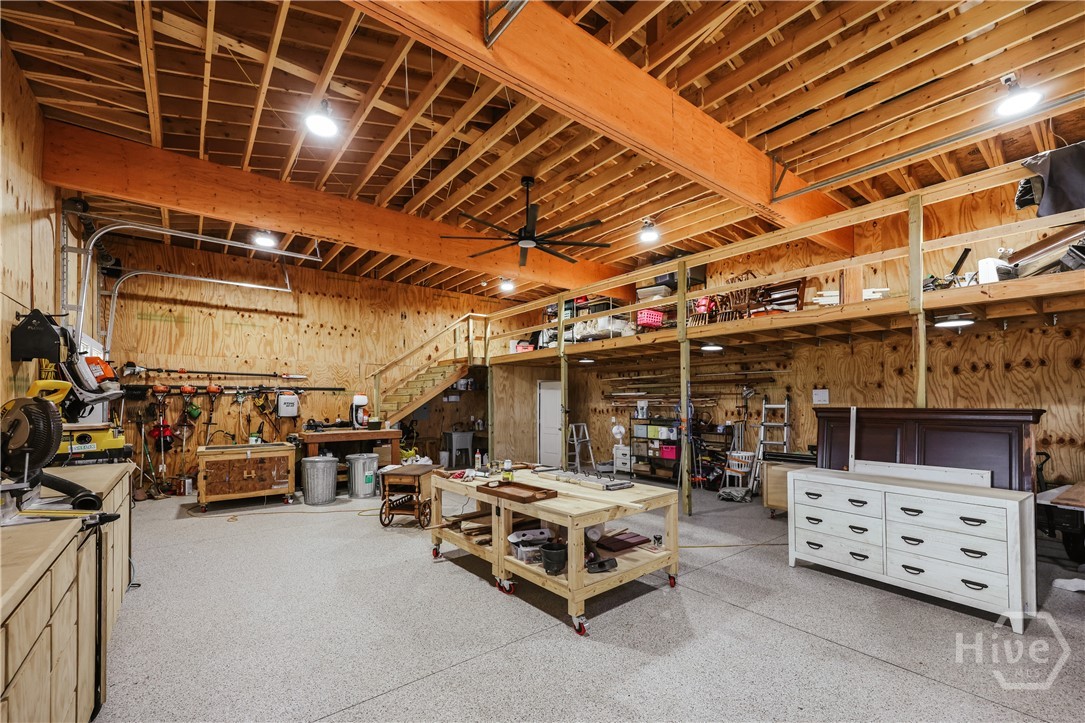 1820 Clover Lane