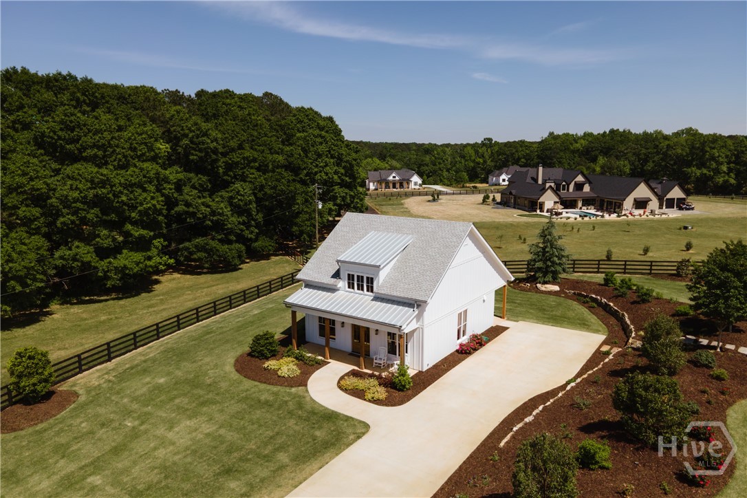 1820 Clover Lane