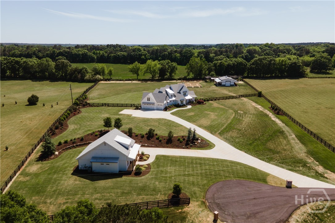 1820 Clover Lane