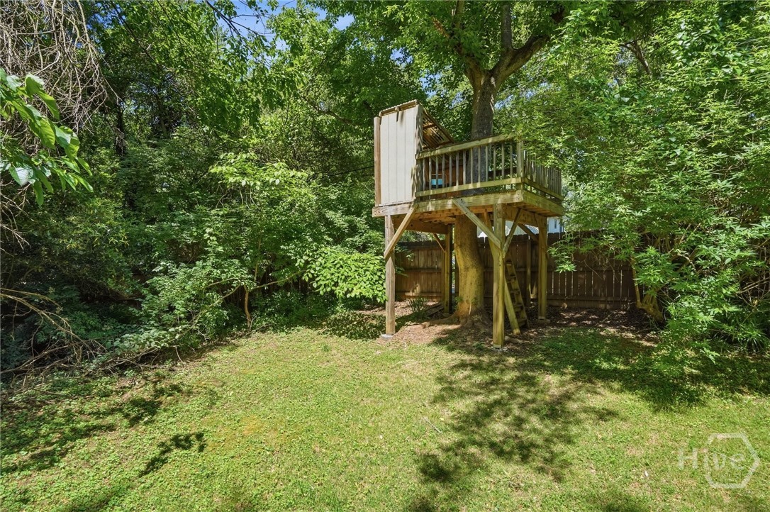 385 Sunset Drive