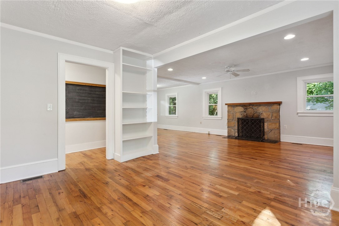 385 Sunset Drive