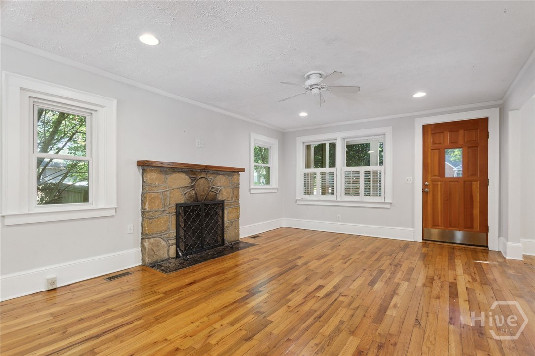 385 Sunset Drive