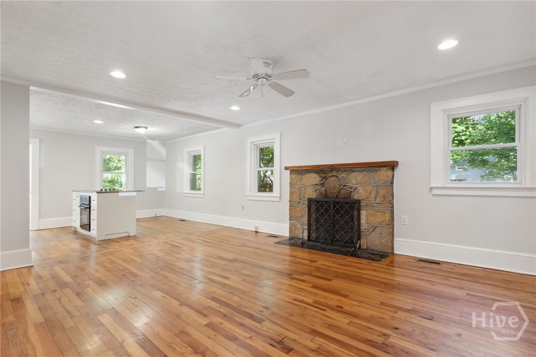 385 Sunset Drive