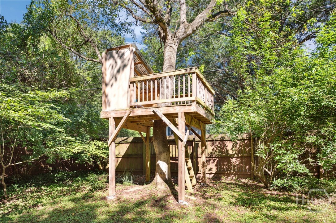 385 Sunset Drive