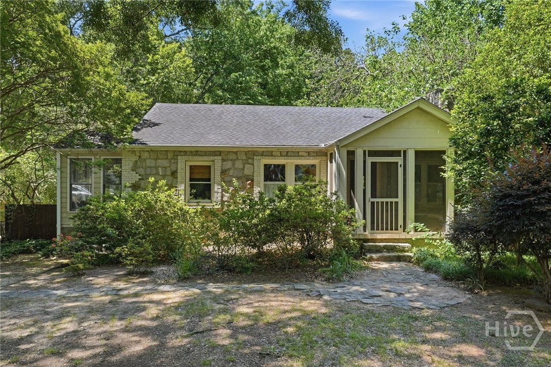 385 Sunset Drive