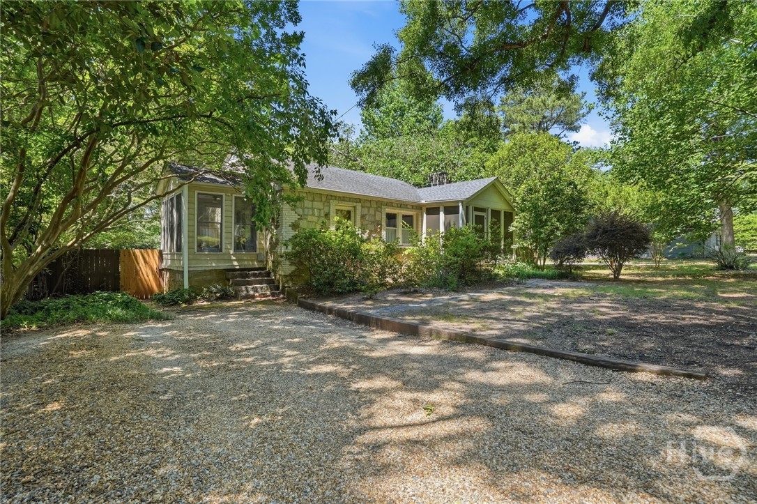 385 Sunset Drive
