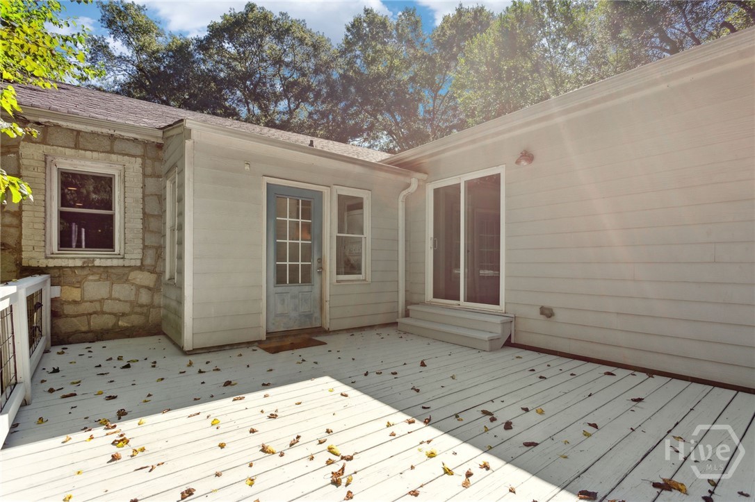 385 Sunset Drive