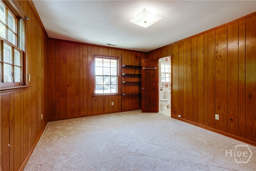 100 Robin Road
