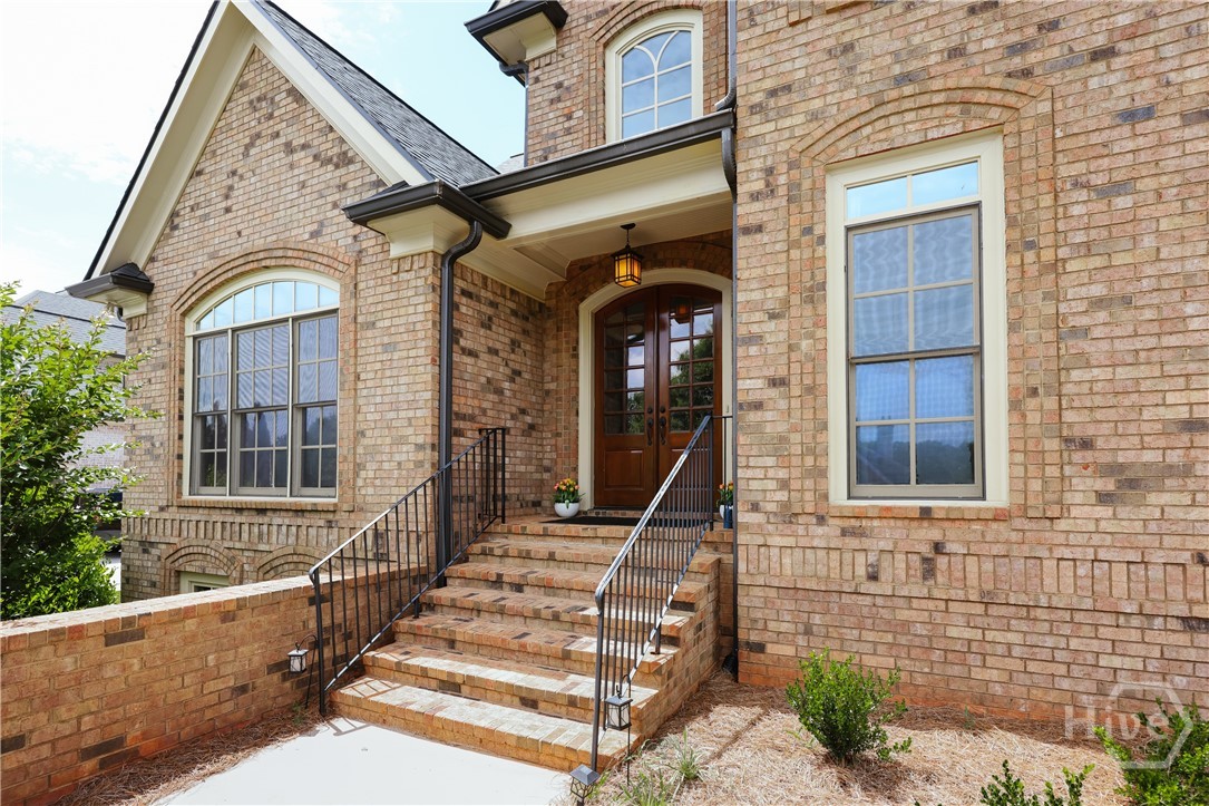 2041 Lakewood Manor Drive