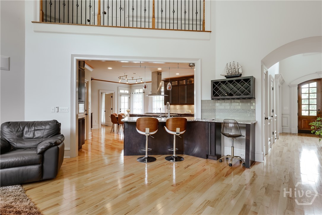 2041 Lakewood Manor Drive