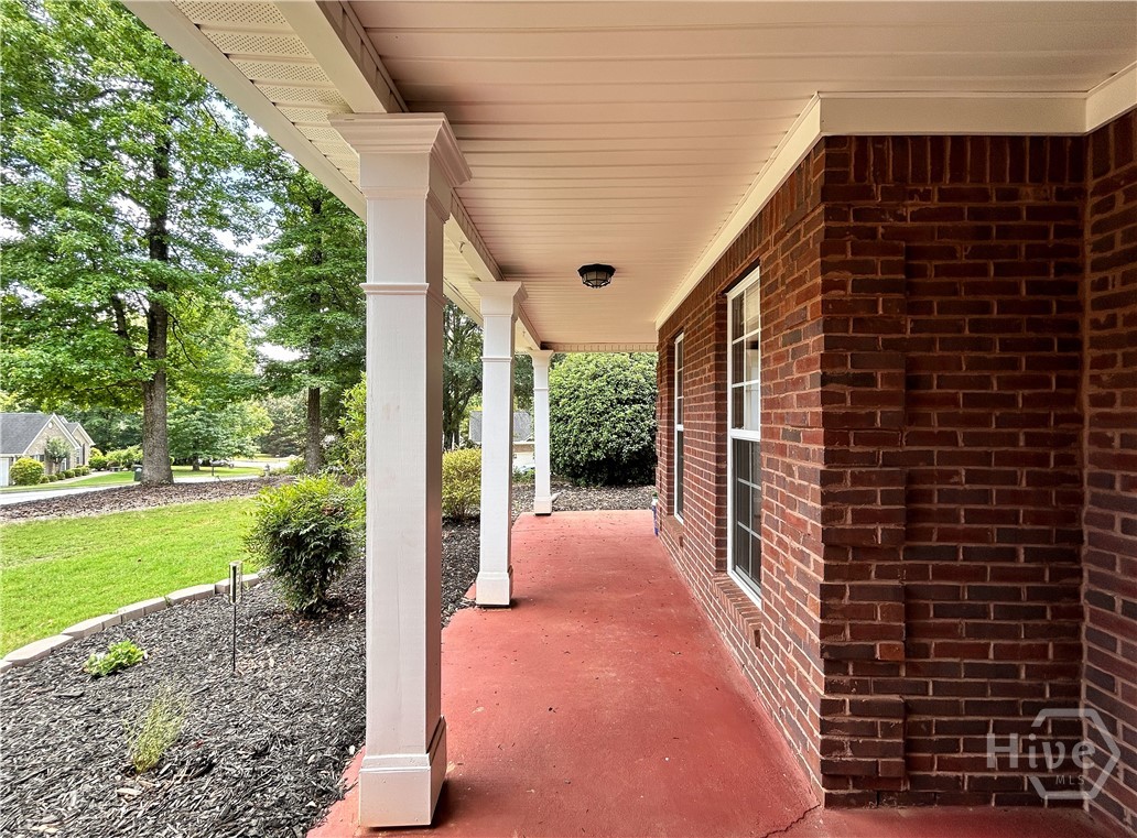 210 Lexington Circle