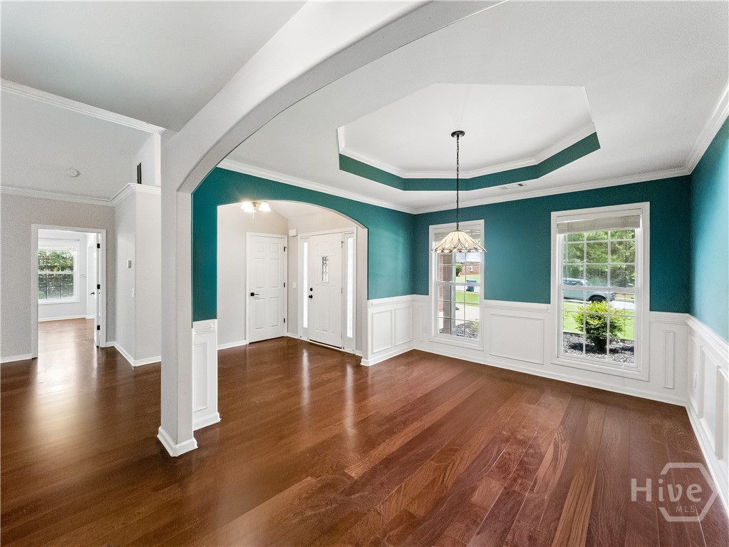 210 Lexington Circle
