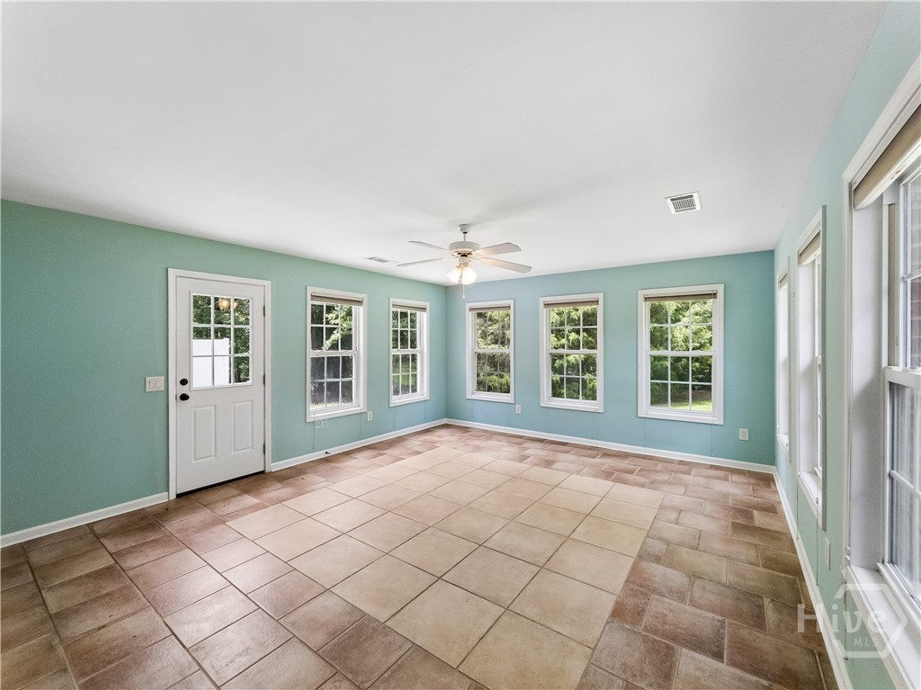 210 Lexington Circle