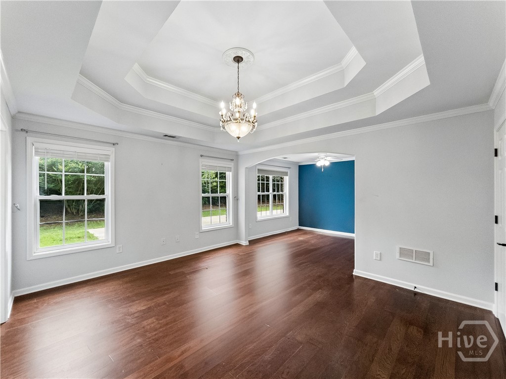 210 Lexington Circle