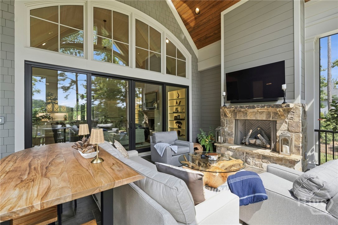 1140 Lumbering Creek