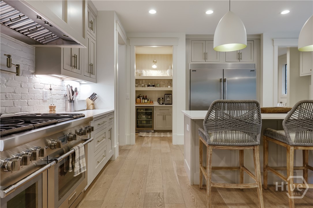 185 Oakland Way
