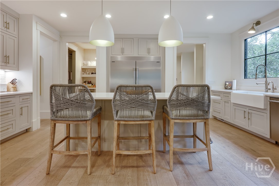 185 Oakland Way