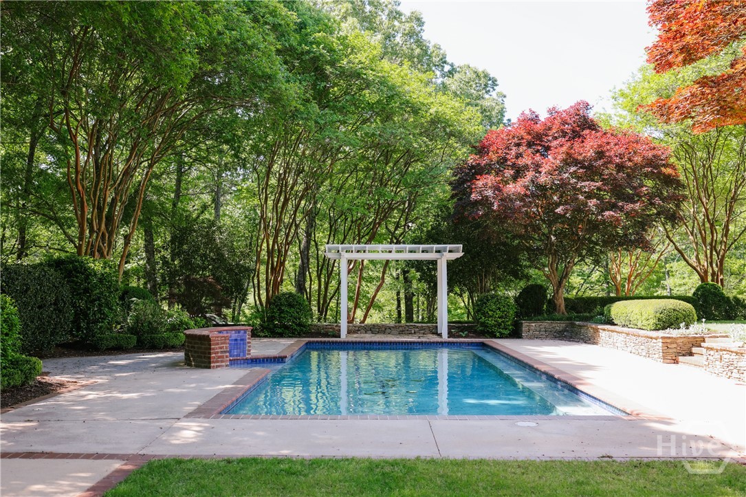 108 Chickadee Court
