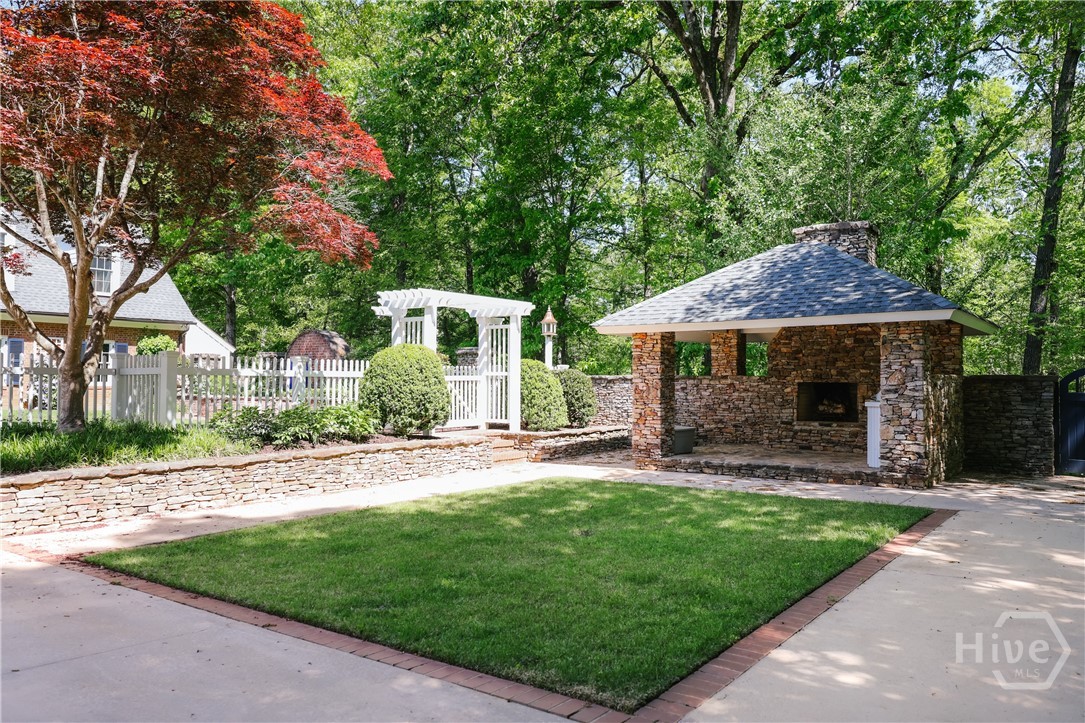 108 Chickadee Court