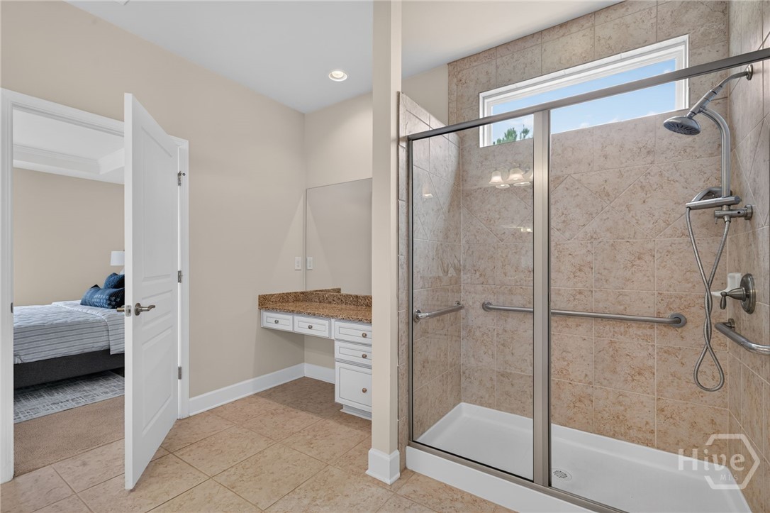 1111 Lakefront Court